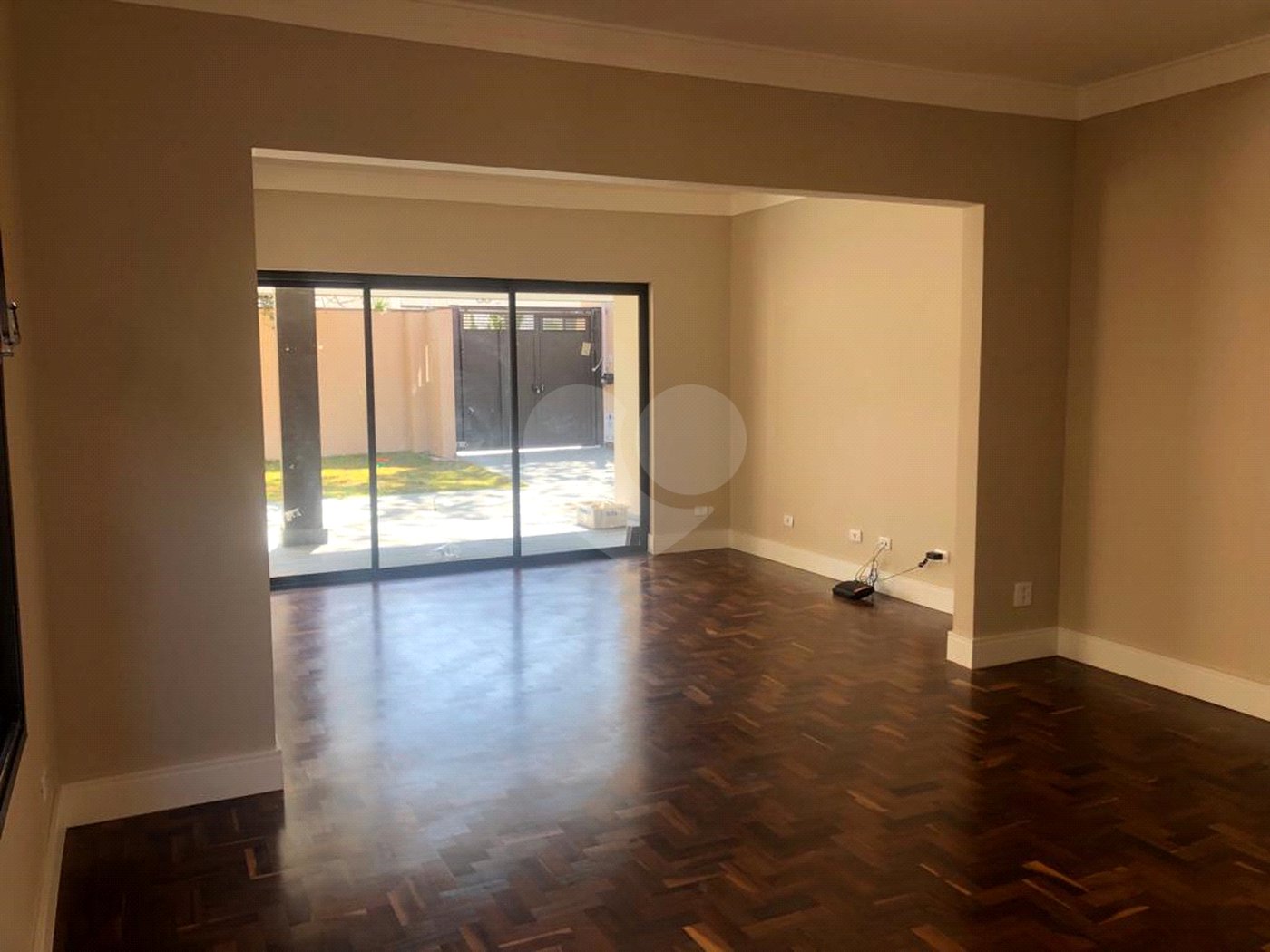 Casa à venda com 4 quartos, sendo 2 suítes,  em Horto Florestal, São Paulo, SP