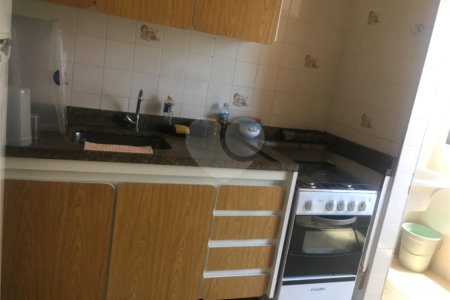 Apartamento à venda com 3 quartos, sendo 1 suíte, em Parque Enseada, Guarujá, SP