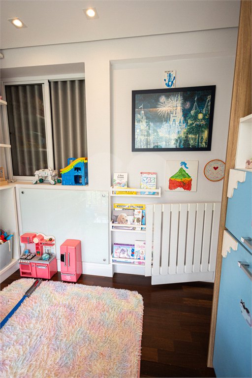 Apartamento à venda com 5 quartos, sendo 4 suítes,  em Parque Reboucas, São Paulo, SP