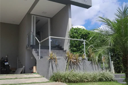Casa à venda com 3 suítes em Moinho Velho, Cotia, SP