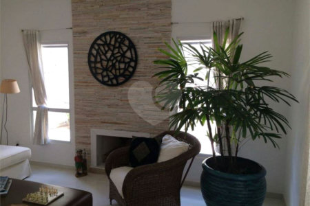 Casa à venda com 3 suítes no condomínio Residencial Jardim Paulista I, Vinhedo - SP