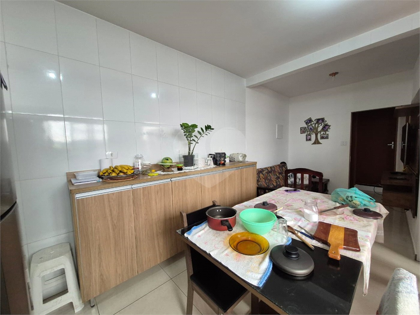 Casa à venda com 4 quartos, sendo 1 suíte, no condomínio Residencial Alto da Lapa II, São Paulo - SP
