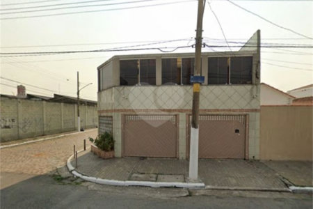 Sobrado à venda com 7 quartos, sendo 1 suíte, em Vila Maria Baixa, São Paulo, SP