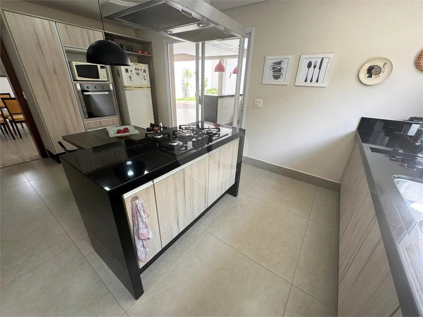 Casa de alto padrão à venda no Morada do Engenho em Piracicaba - SP.