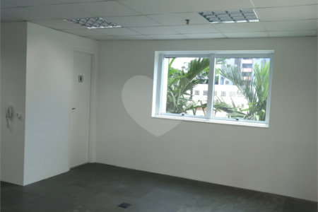 Sala à venda em Alto da Boa Vista, São Paulo, SP