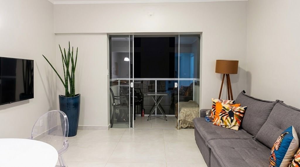 Apartamento com 2 dormitórios à venda, 76 m² por R$ 365.000,00 - Vila Júlia - Guarujá/SP