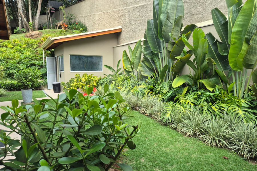 Casa à venda com 3 suítes no condomínio Alpes da Cantareira, Mairiporã - SP