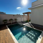 Casa à venda com 3 quartos, sendo 1 suíte, no condomínio Residencial Golden Ville, Itapetininga - SP