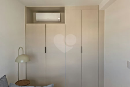 Apartamento à venda com 2 quartos, sendo 1 suíte,  em Jardim Caravelas, São Paulo, SP