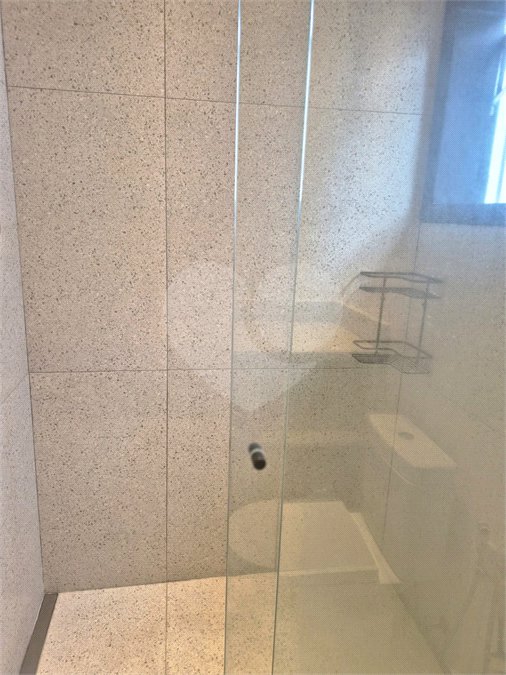 Casa de Vila à venda com 4 quartos, sendo 3 suítes, em Chácara Santo Antônio, São Paulo, SP