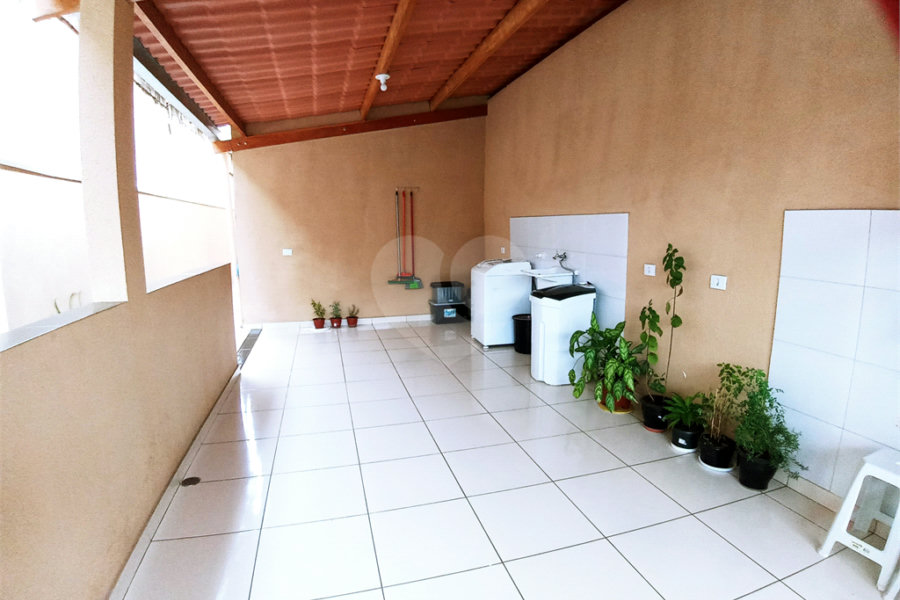Sobrado à venda com 3 quartos no Brasilândia, São Paulo, SP