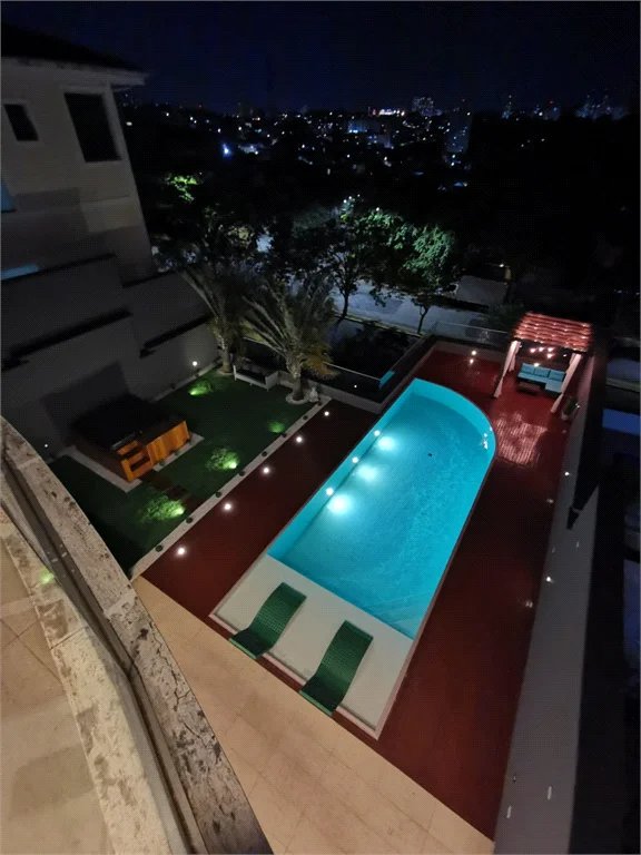 Casa à venda ou para alugar com 4 suítes em Parque dos Príncipes, São Paulo, SP
