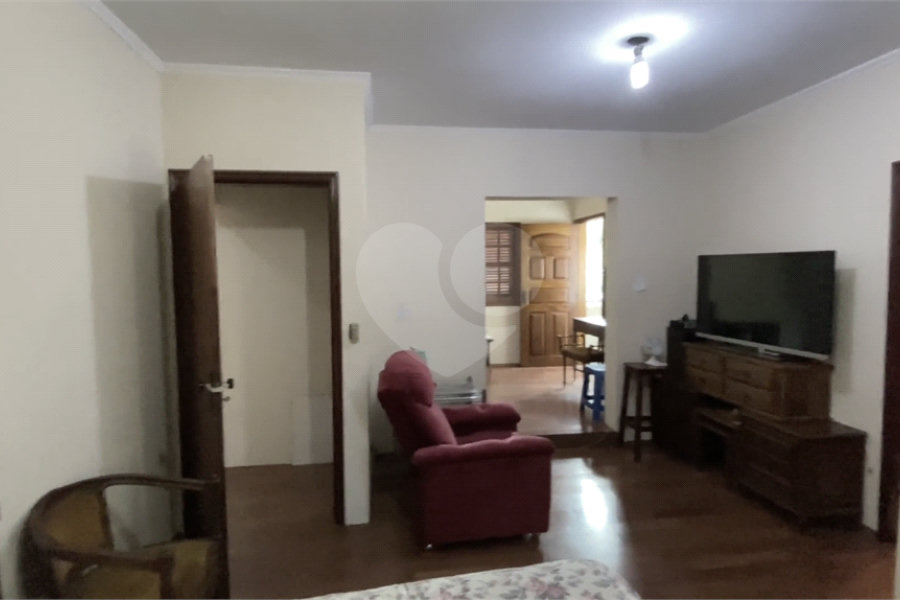 Casa à venda com 4 quartos, sendo 2 suítes, em Jardim Guanca, São Paulo, SP