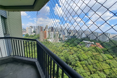 Apartamento à venda com 3 suítes em Vila Suzana, São Paulo, SP