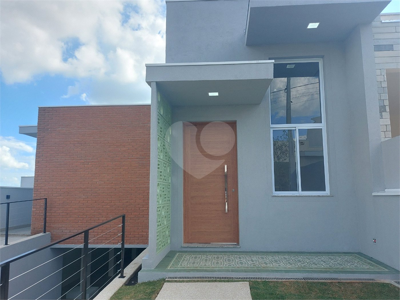 Casa à venda com 3 quartos, sendo 1 suíte,  no condomínio Gardenville, Itu - SP