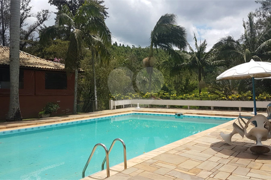 Casa à venda com 5 quartos, sendo 1 suíte, em Serra da Cantareira, Mairiporã, SP