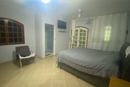 Sobrado à venda com 3 quartos, sendo 1 suíte,  em Vila Virgínia, Itaquaquecetuba, SP