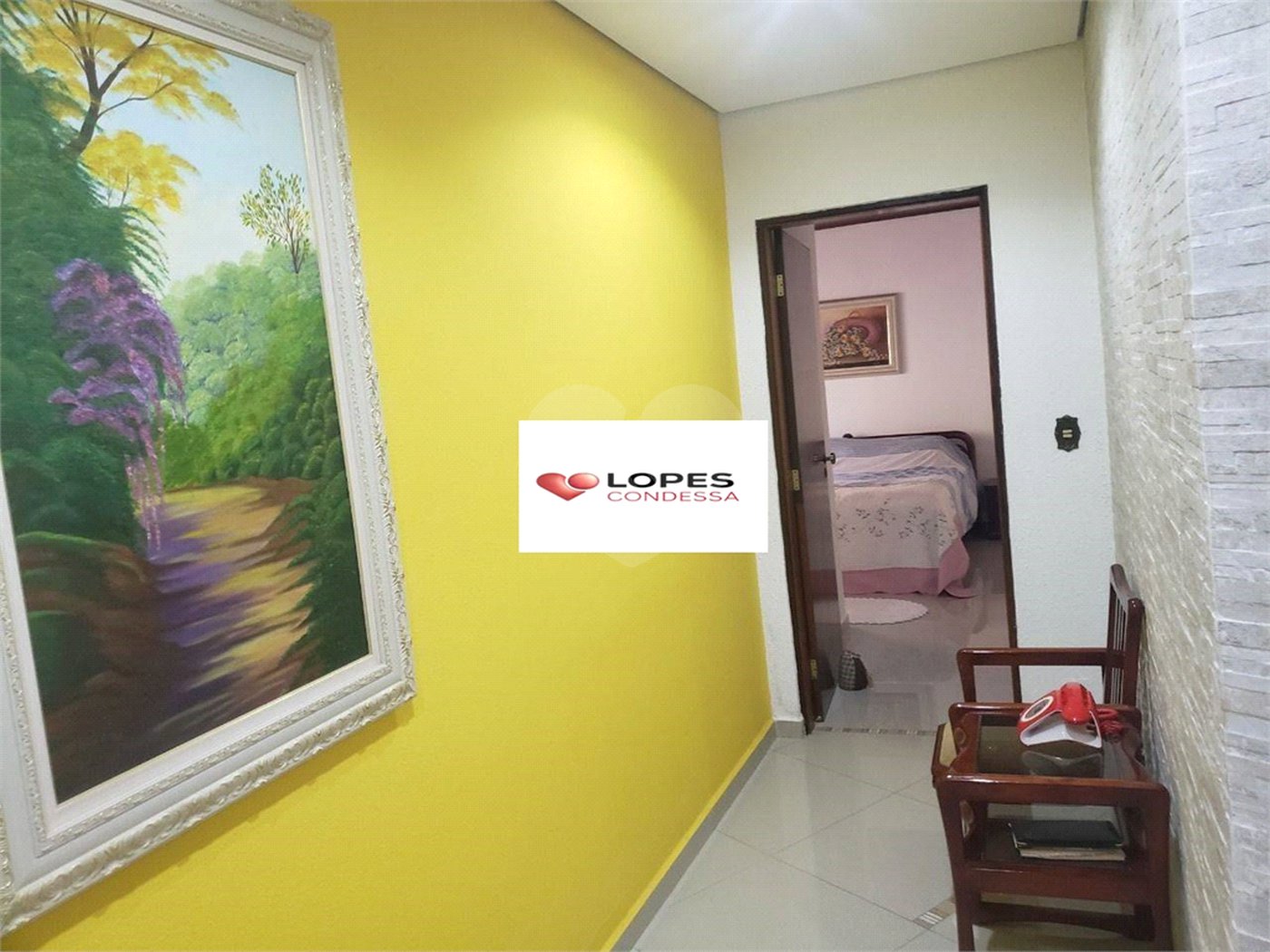 Casa à venda com 4 quartos, sendo 2 suítes, no condomínio Alpes da Cantareira, Mairiporã - SP