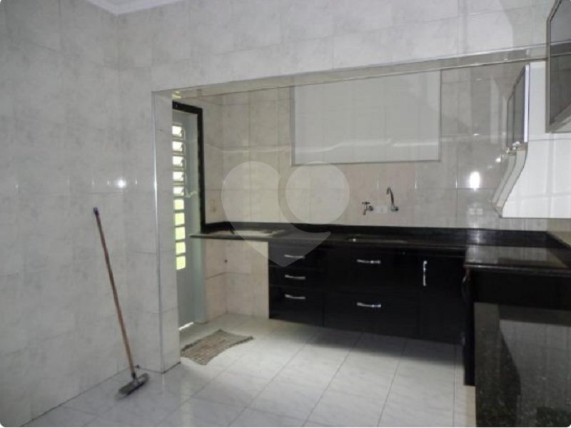 Casa à venda com 2 quartos, sendo 1 suíte, em Tremembé, São Paulo, SP