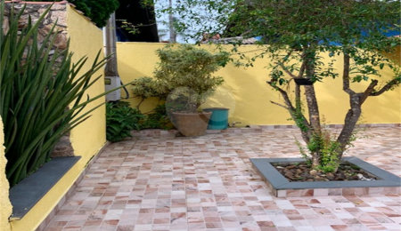 Sobrado à venda com 4 quartos, sendo 3 suítes, no Centro, Jarinu, SP