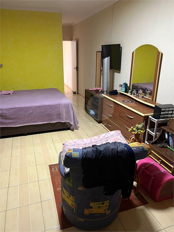 Sobrado à venda com 3 quartos, sendo 1 suíte, em Parque Edu Chaves, São Paulo, SP