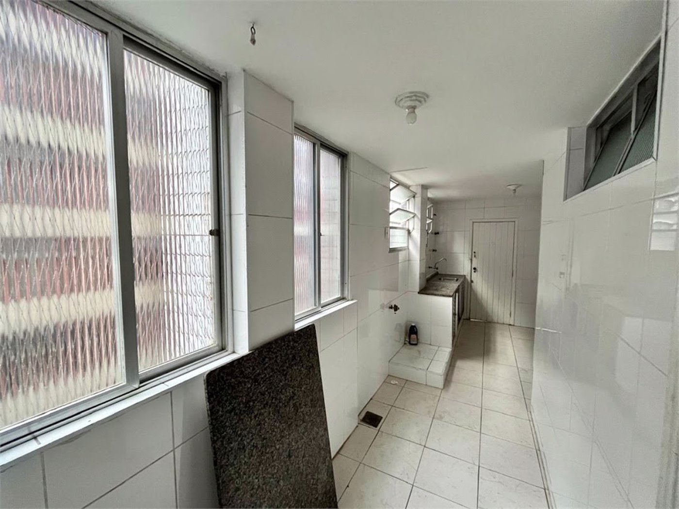 Apartamento Residencial à venda, Boqueirão, Santos - AP0155.