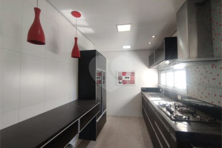 Apartamento à venda com 3 quartos, sendo 1 suíte,  no Centro, São Bernardo do Campo, SP