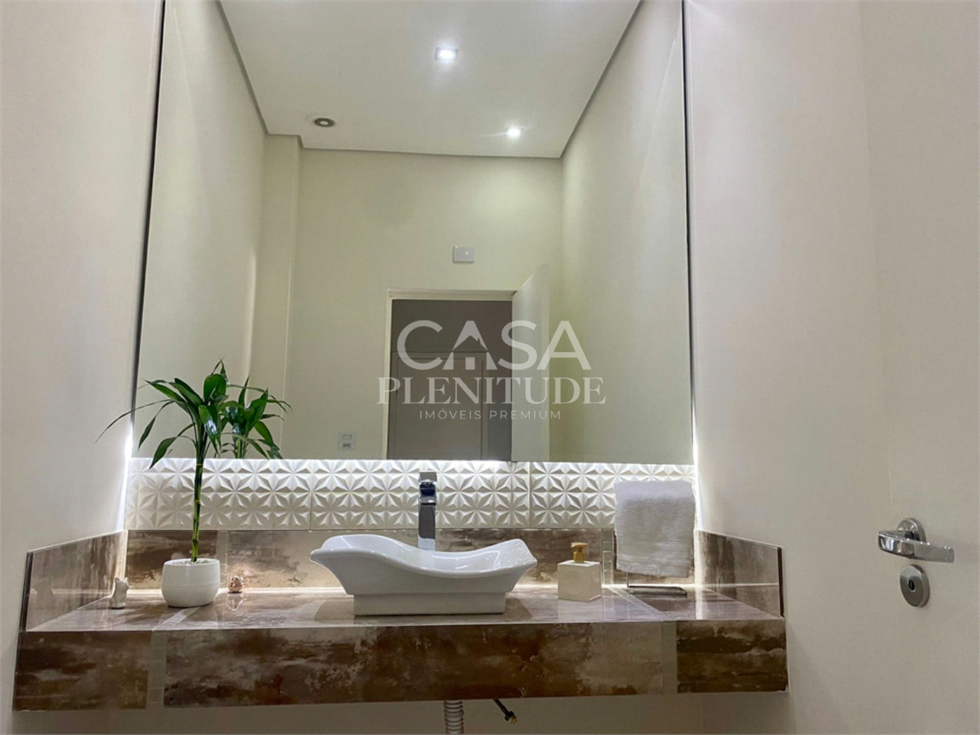 Casa à venda com 3 quartos, sendo 1 suíte, em Jardim Paulistano, Sorocaba, SP