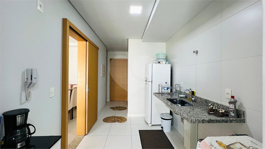 Apartamento à venda com 3 quartos, sendo 1 suíte, em Ribeirão do Lipa, Cuiabá, MT