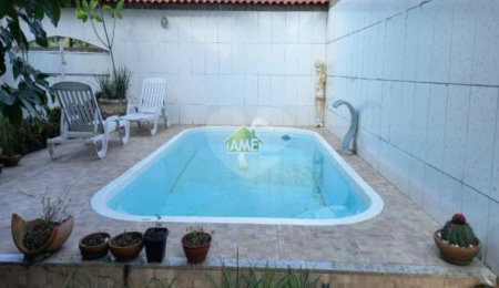 Casa à venda com 3 quartos, sendo 1 suíte,  em Santíssimo, Rio de Janeiro, RJ