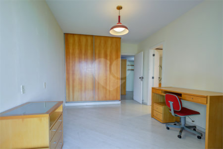 Apartamento à venda com 4 suítes em Alto da Boa Vista, São Paulo, SP