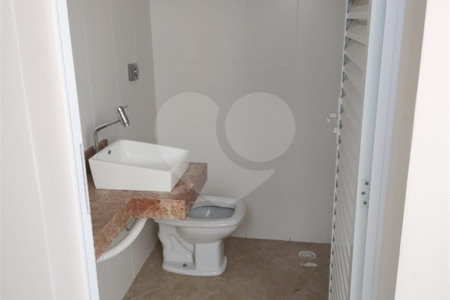Casa para alugar com 3 quartos, sendo 1 suíte, no condomínio Reserva da Mata, Vinhedo - SP
