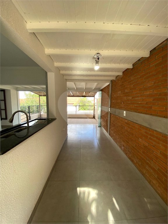 Casa à venda com 3 suítes no Centro, Vinhedo, SP