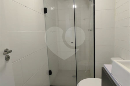 Apartamento à venda com 2 quartos em Santo Amaro, São Paulo, SP