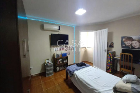 Sobrado à venda com 3 quartos, sendo 1 suíte, em Jardim Abaeté, Sorocaba, SP