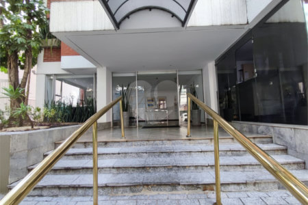 Apartamento à venda com 1 quarto em Indianópolis, São Paulo, SP