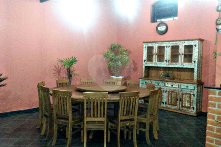 Sítio à venda com 6 quartos em Pavão (canguera), São Roque, SP