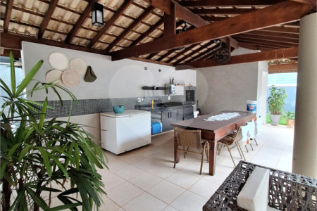 Casa à venda com 3 suítes no condomínio Villaggio Capriccio, Louveira - SP