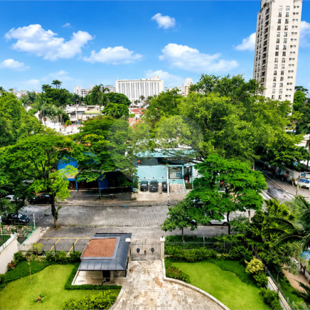 Apartamento à venda com 4 quartos, sendo 1 suíte, em Alto da Boa Vista, São Paulo, SP