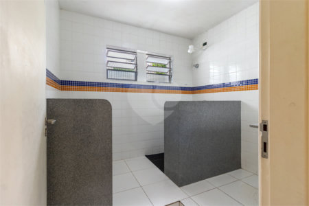 Sobrado à venda com 3 quartos, sendo 1 suíte,  em Real Parque, São Paulo, SP