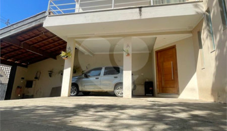 Casa à venda com 3 quartos, sendo 2 suítes,  em Jardim Santa Bárbara, Sorocaba, SP