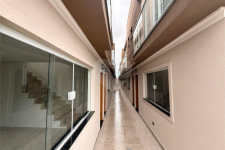 Casa à venda com 2 suítes em Água Fria, São Paulo, SP