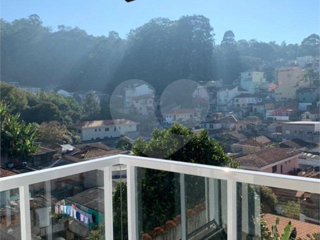 Sobrado à venda com 3 quartos, sendo 1 suíte,  em Vila Irmãos Arnoni, São Paulo, SP