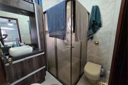 Casa à venda com 3 quartos, sendo 1 suíte, em Água Fria, São Paulo, SP