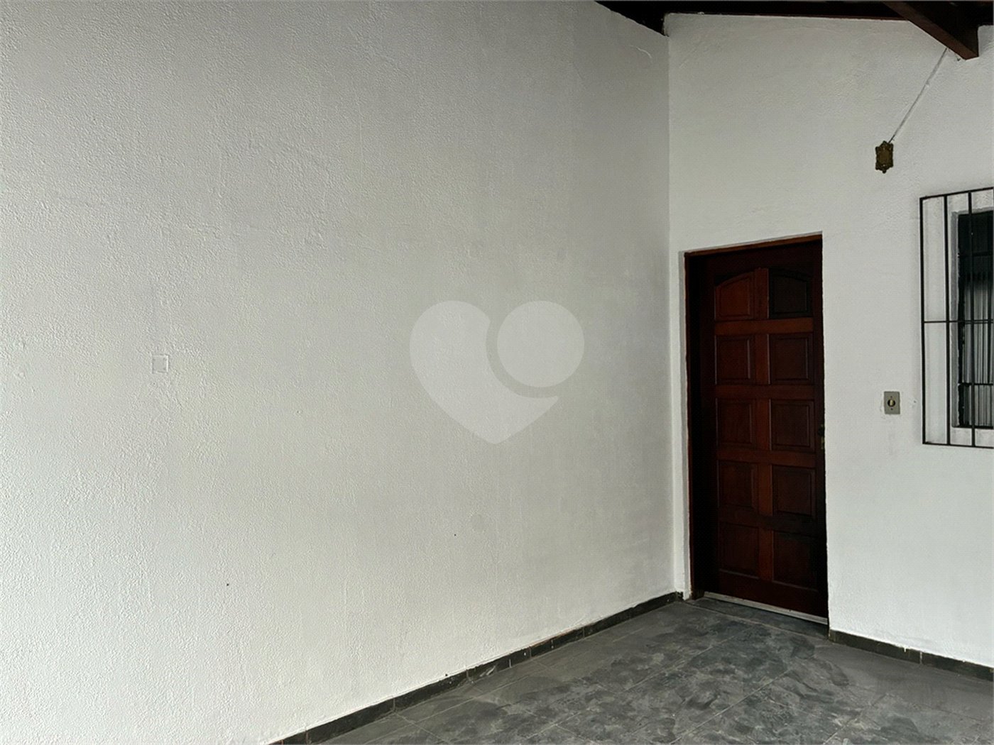 Casa à venda com 3 quartos, sendo 1 suíte,  em Vila Figueira, Suzano, SP