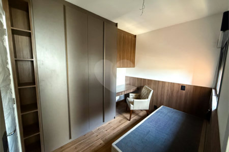 Apartamento à venda com 3 suítes em Sumarezinho, São Paulo, SP