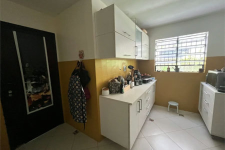 Sobrado à venda com 3 quartos, sendo 1 suíte, em Jardim das Vertentes, São Paulo, SP