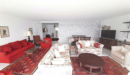 Apartamento Residencial à venda, Pitangueiras, Guarujá - AP0163.
