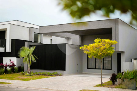 Casa à venda com 4 suítes no condomínio Alphaville Nova Esplanada 4, Votorantim - SP