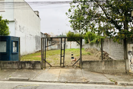 Terreno à venda em Jardim Esmeralda, São Paulo, SP